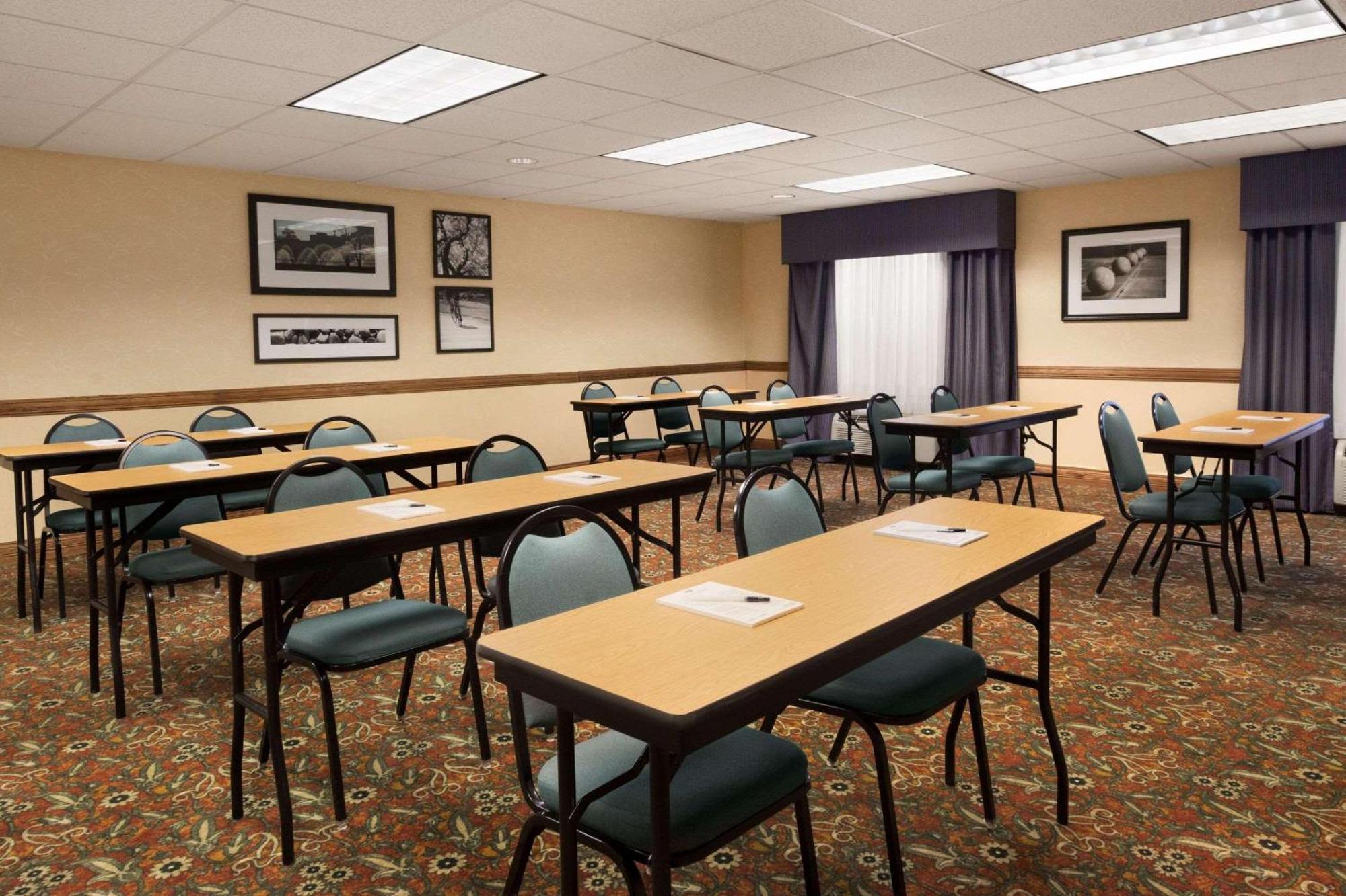 Country Inn & Suites By Radisson, Columbus, Ga Екстериор снимка