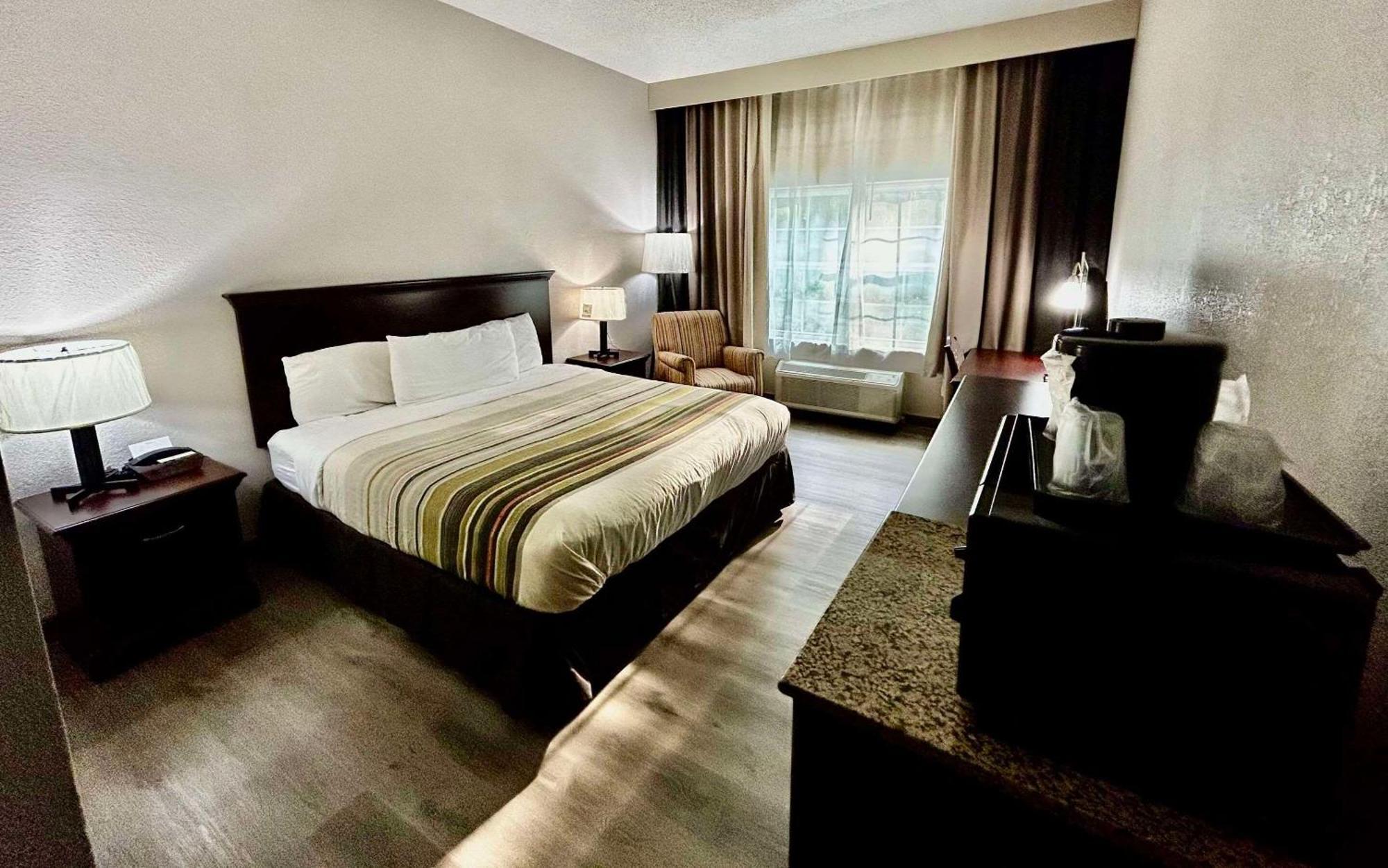 Country Inn & Suites By Radisson, Columbus, Ga Екстериор снимка