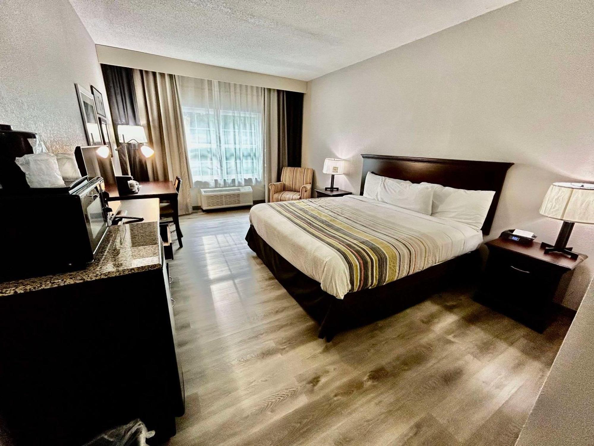 Country Inn & Suites By Radisson, Columbus, Ga Екстериор снимка