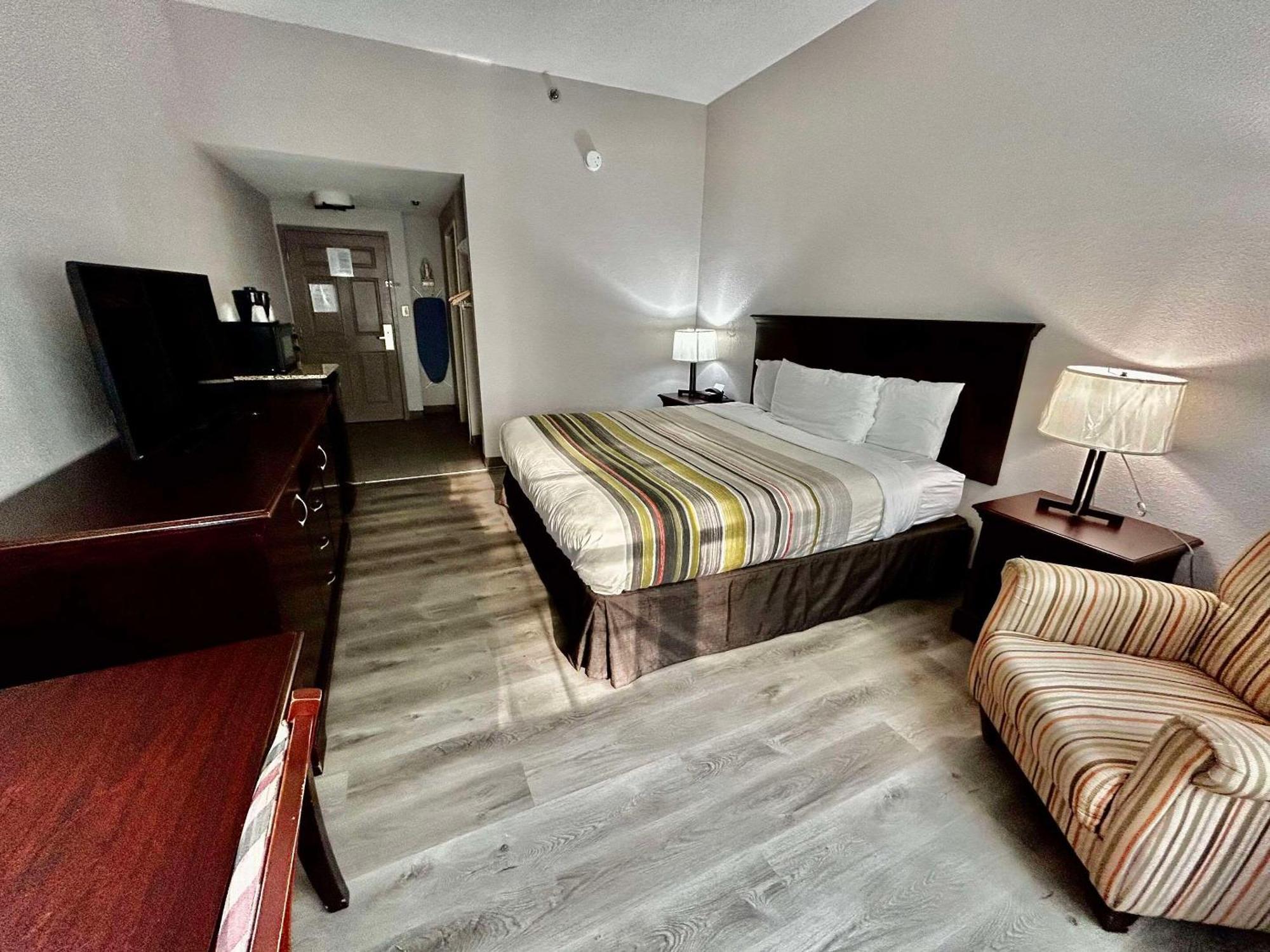 Country Inn & Suites By Radisson, Columbus, Ga Екстериор снимка